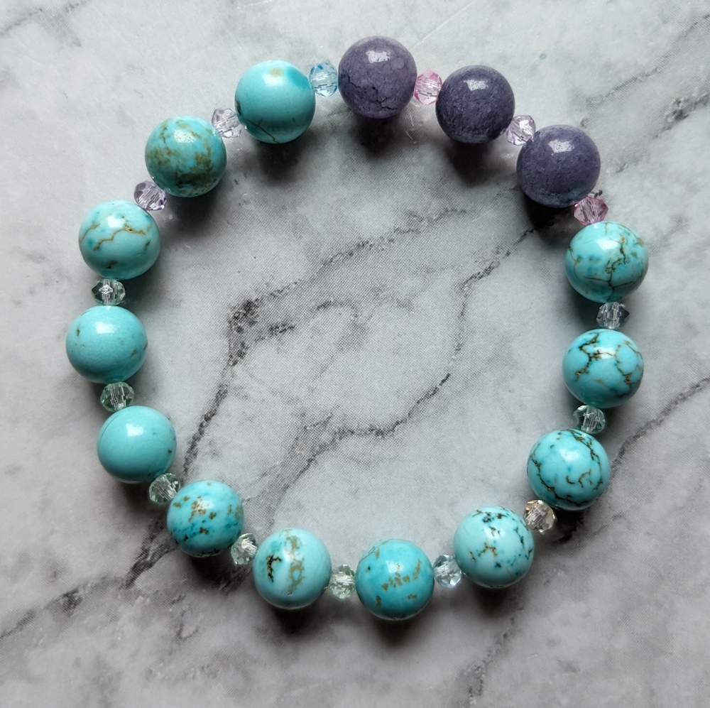 Turquoise Angelite Crystal gemstone 10mm bead stretch bracelet - Picture 3 of 6